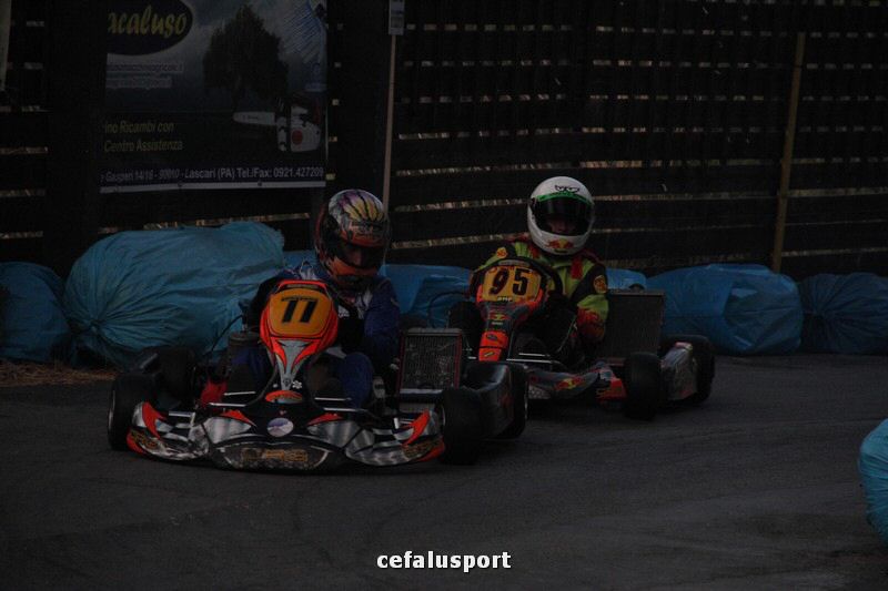 111120 sport2 424_tn.jpg